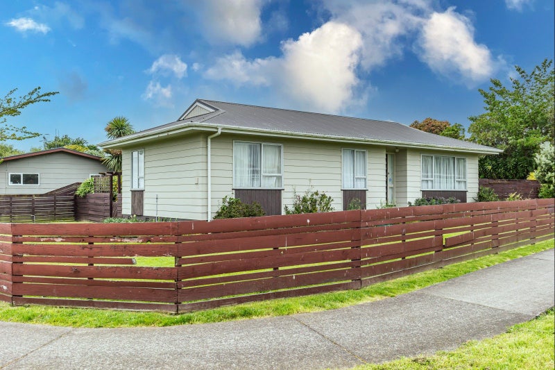 30 Collingwood Street, Levin, Levin - Carousel 16
