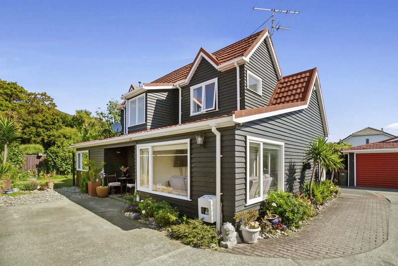 1/102 Waiwhetu Road, Waterloo, Lower Hutt - Carousel 1