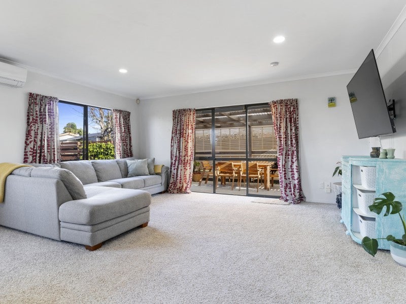 8B College Place, Poike, Tauranga - Carousel 2