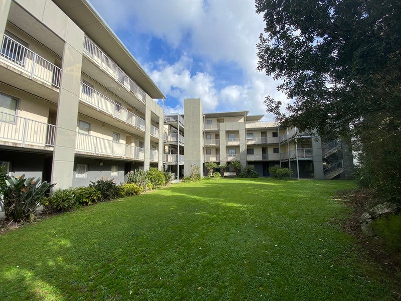 1A/11 Morning Star Place, St Lukes, Auckland - Carousel 1