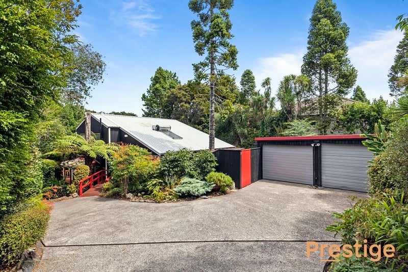 20 Barlow Place, Chatswood, Auckland - Carousel 1