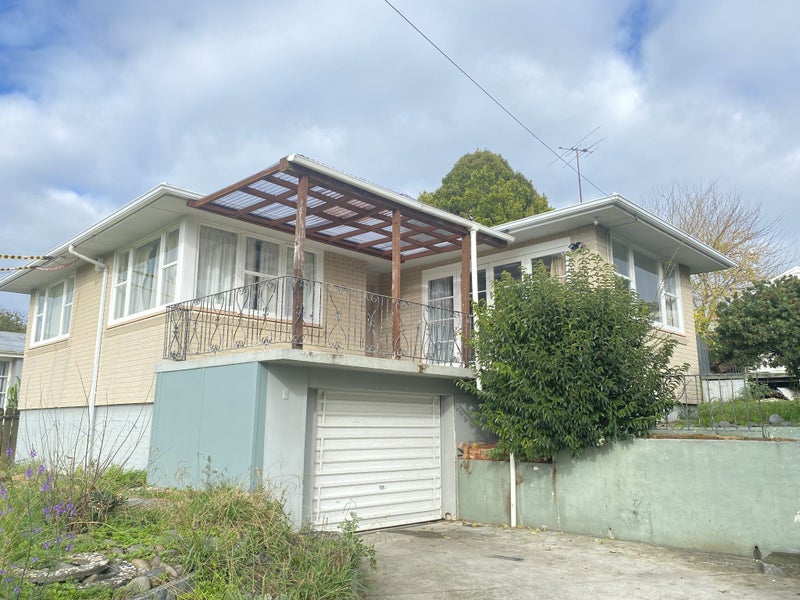 4 Rimu Road, Manurewa, Auckland - Carousel 1