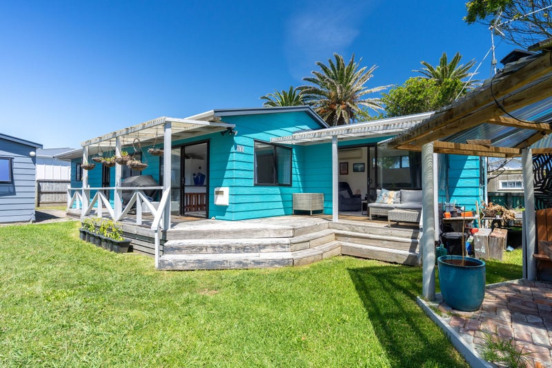 124 Park Avenue, Waitārere Beach, Levin - Carousel 1