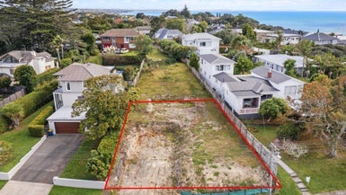50 Williamson Avenue, Belmont, Auckland - Carousel 1
