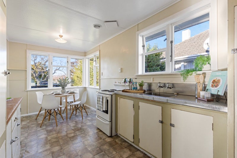 32 Cardiff Street, Awapuni, Palmerston North - Carousel 2