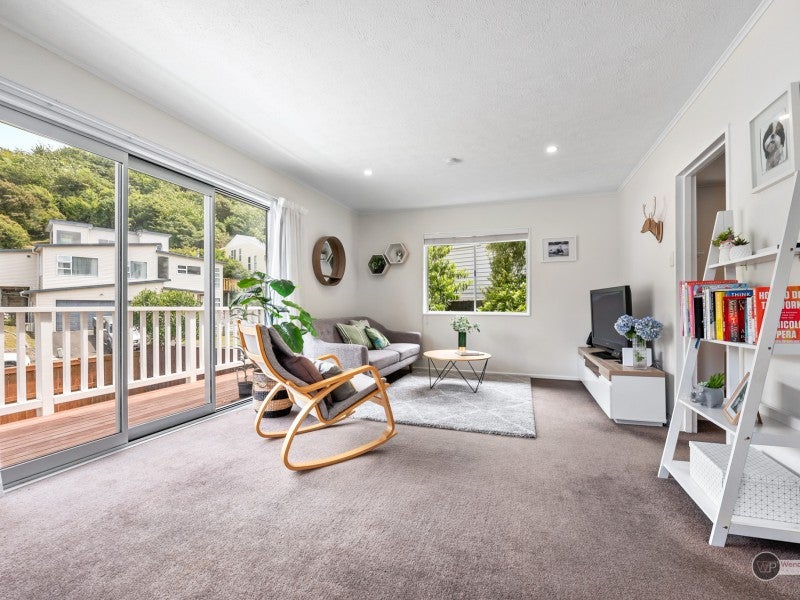 30 McGowan Road, Wainuiomata, Lower Hutt - Carousel 2