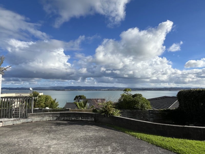 49 Hadfield Street, Beach Haven, Auckland - Carousel 1