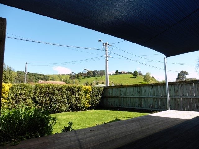 4 Anderson Road, Taradale, Napier - Carousel 1