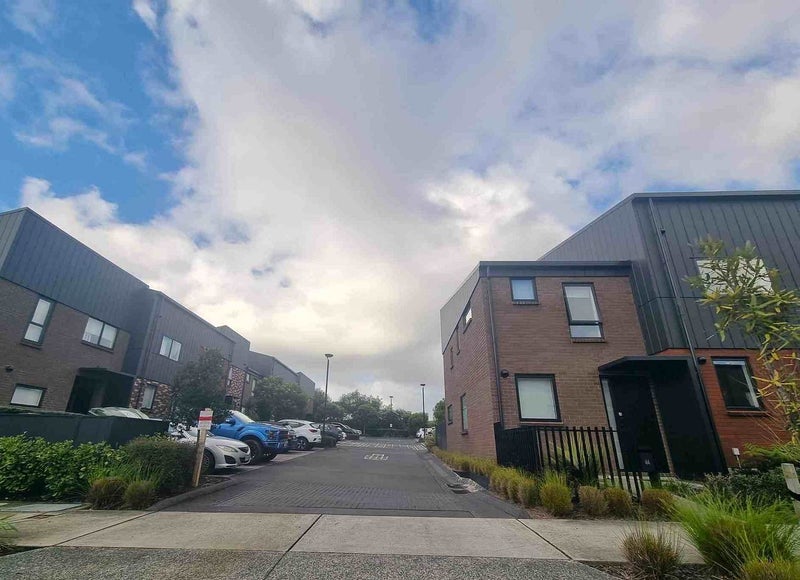 46 Kotuitui Street, Manukau, Auckland - Carousel 12