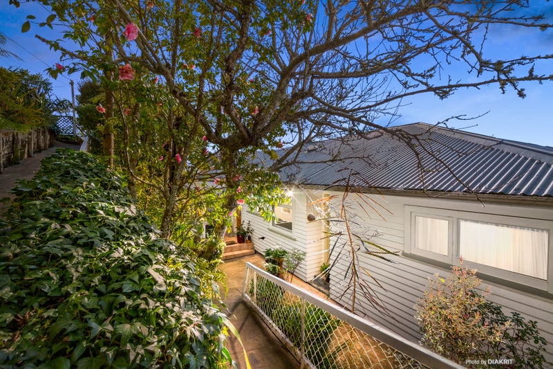 177 Pembroke Road, Wilton, Wellington - Carousel 1