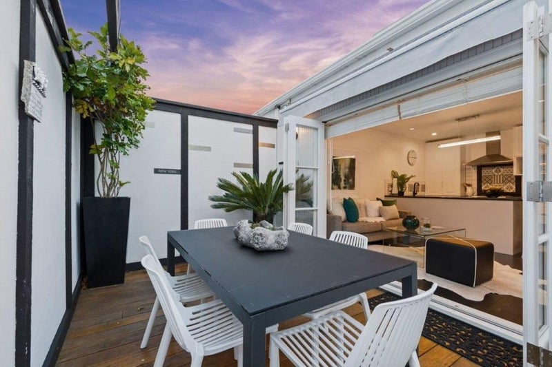 2/34 Clifton Road, Herne Bay, Auckland - Carousel 1