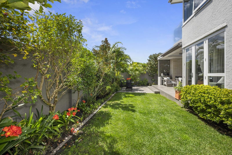 7 Park Avenue, Takapuna, Auckland - Carousel 2