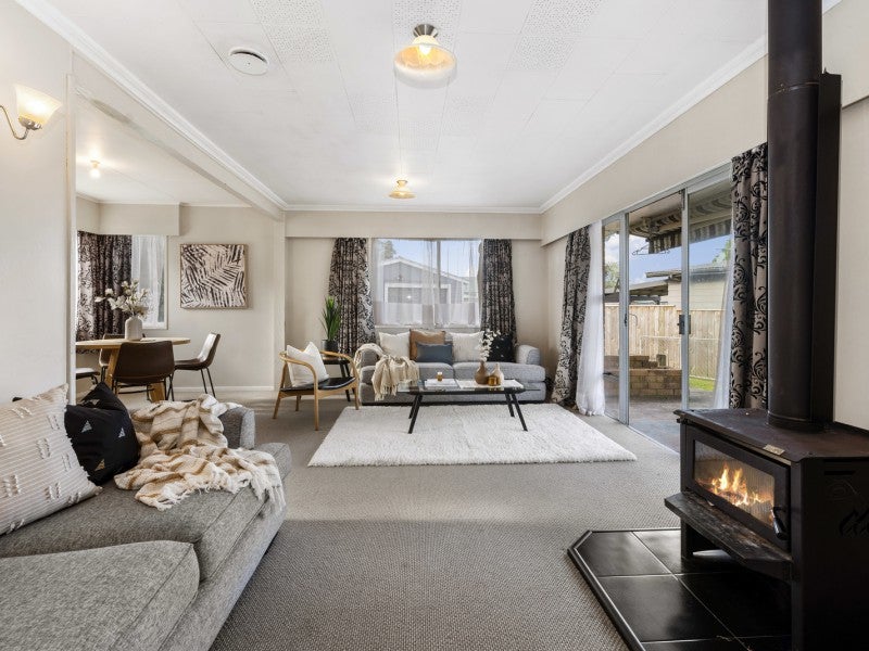 68 Lisa Crescent, Mangakakahi, Rotorua - Carousel 1