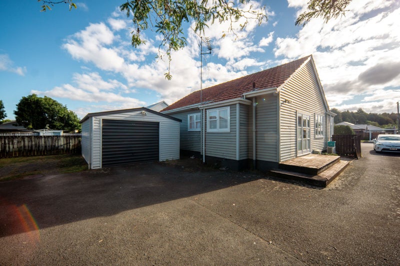 10 Short Street, Claudelands, Hamilton - Carousel 16