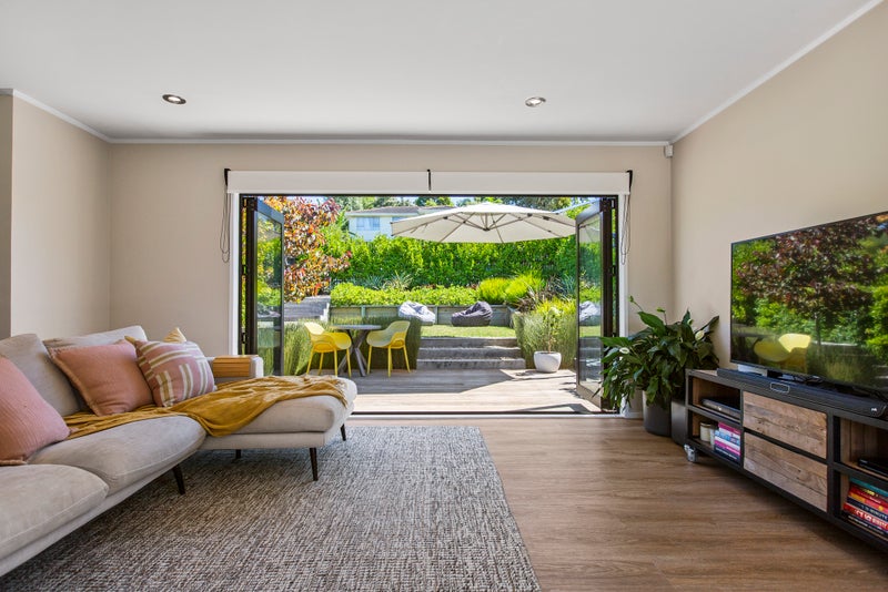 38 Vandeleur Avenue, Birkdale, Auckland - Carousel 2