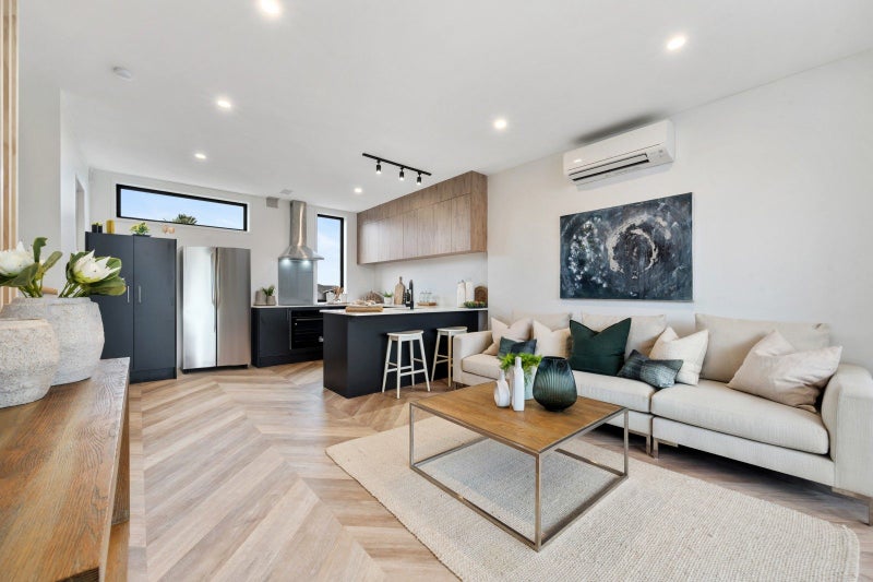 3/8 Bennett Road, Pakuranga, Auckland - Carousel 1