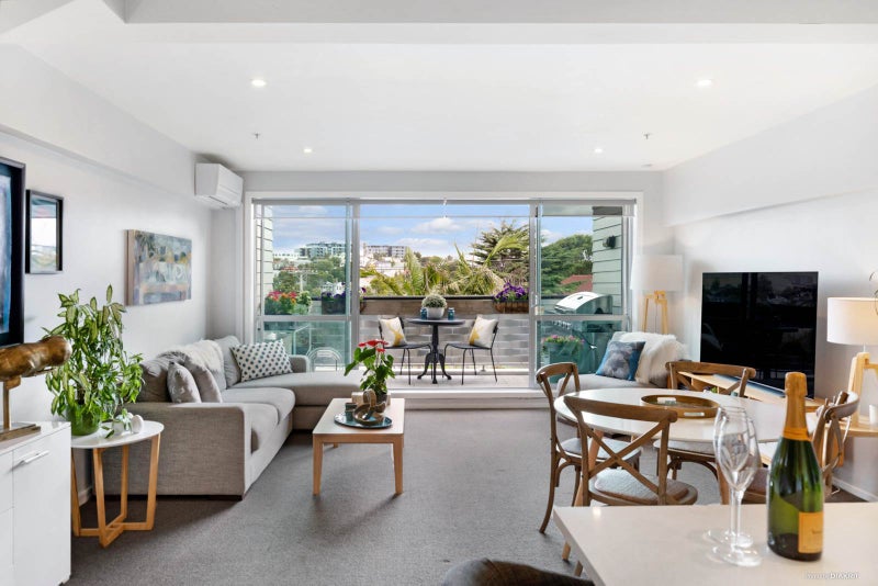 1B/44 Aitken Terrace, Kingsland, Auckland - Carousel 1