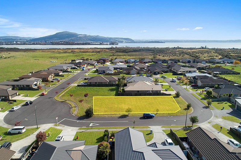 66 Carroll Place, Owhata, Rotorua - Carousel 2