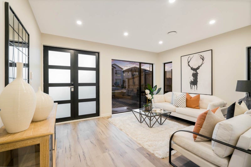 11 Downpatrick Drive, Flat Bush, Auckland - Carousel 2
