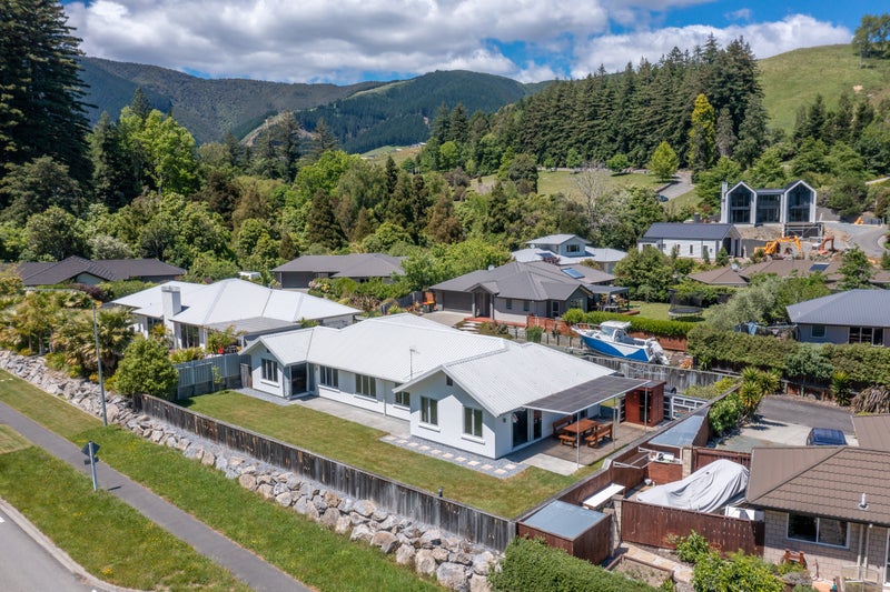 3 Tussock Place, Stoke, Nelson - Carousel 1