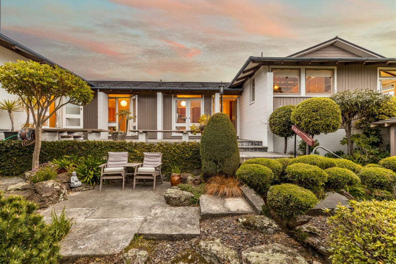 256 Cannon Hill Crescent, Mount Pleasant, Christchurch - Carousel 1