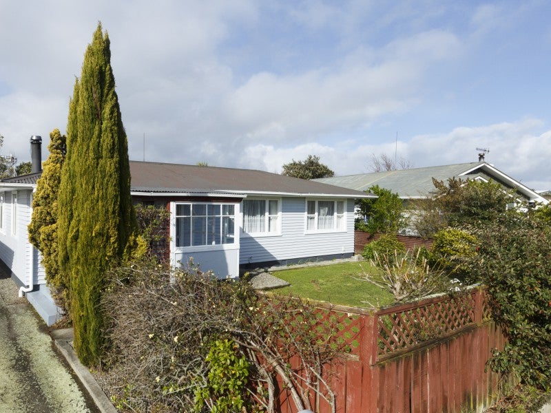 42 Holdsworth Avenue, Milson, Palmerston North - Carousel 18