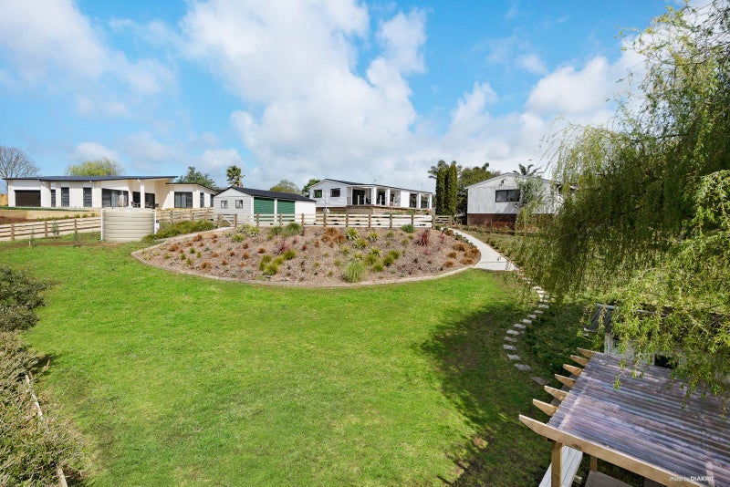 3 Henry Lane, Patumahoe, Pukekohe - Carousel 2