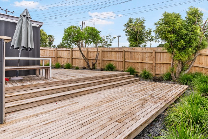 2/141 Verbena Road, Birkdale, Auckland - Carousel 2