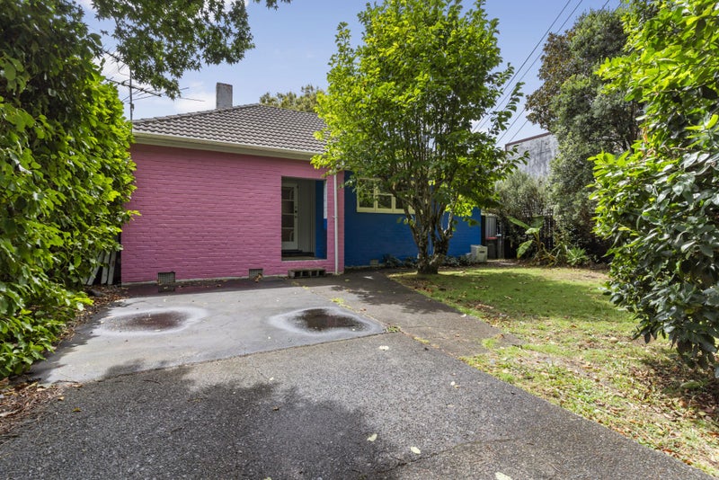 82 Renfrew Avenue, Sandringham, Auckland - Carousel 17