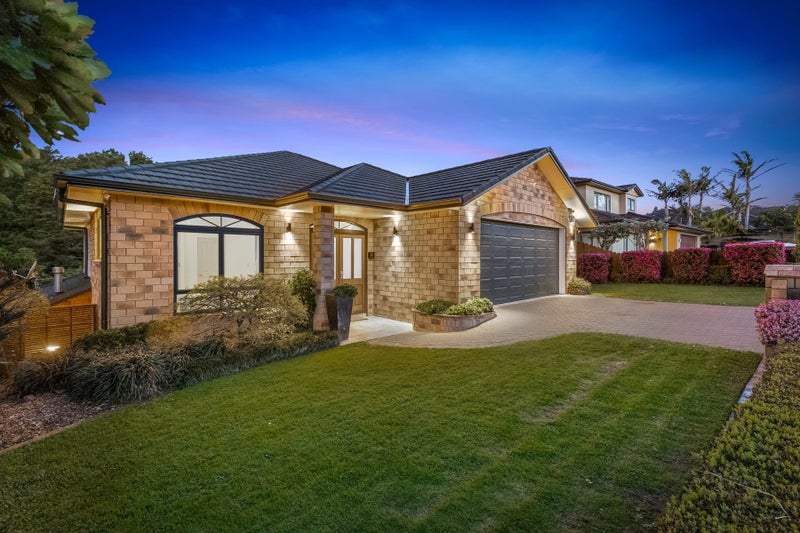 23 Phoenicia Court, The Gardens, Auckland - Carousel 2