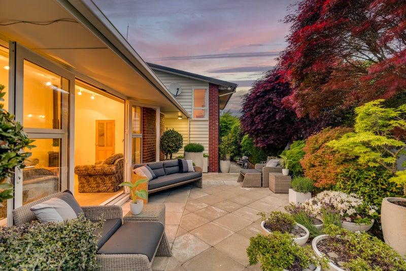 10 Powell Crescent, Ilam, Christchurch - Carousel 2