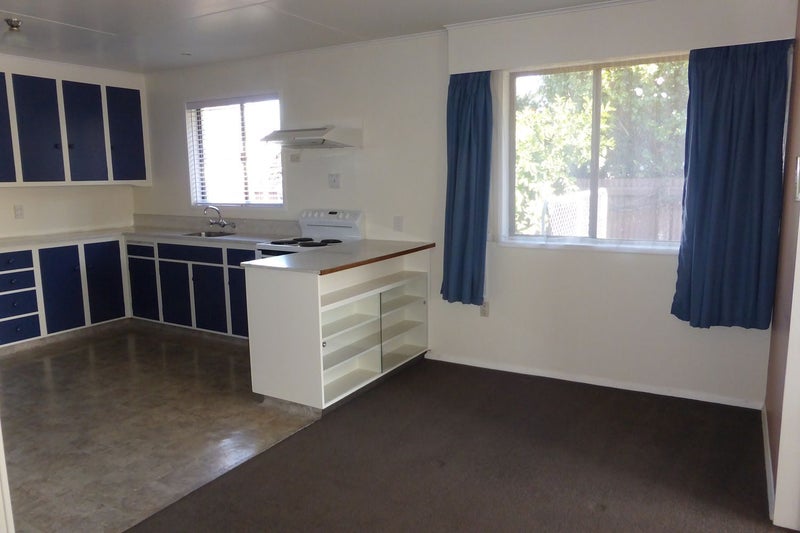 2/14 Snowden Crescent, Islington, Blenheim - Carousel 2