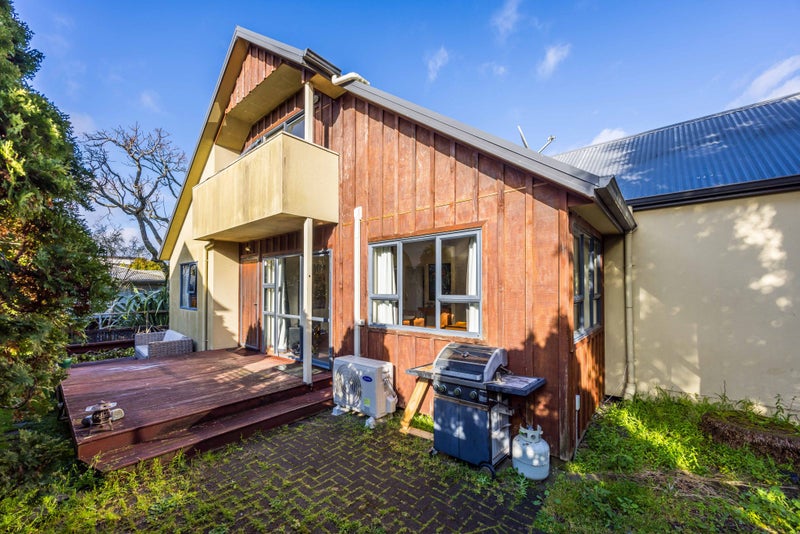 2/34 Owairaka Avenue, Owairaka, Auckland - Carousel 2