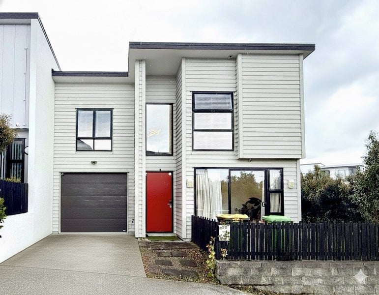 35 Westgate Drive, Westgate, Auckland - Carousel 1