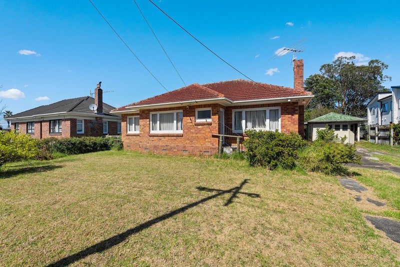 35 Sturges Avenue, Otahuhu, Auckland - Carousel 1