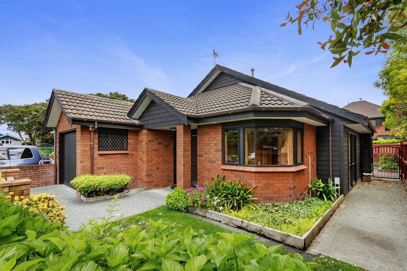 3A Kauri Street, Woburn, Lower Hutt - Carousel 1