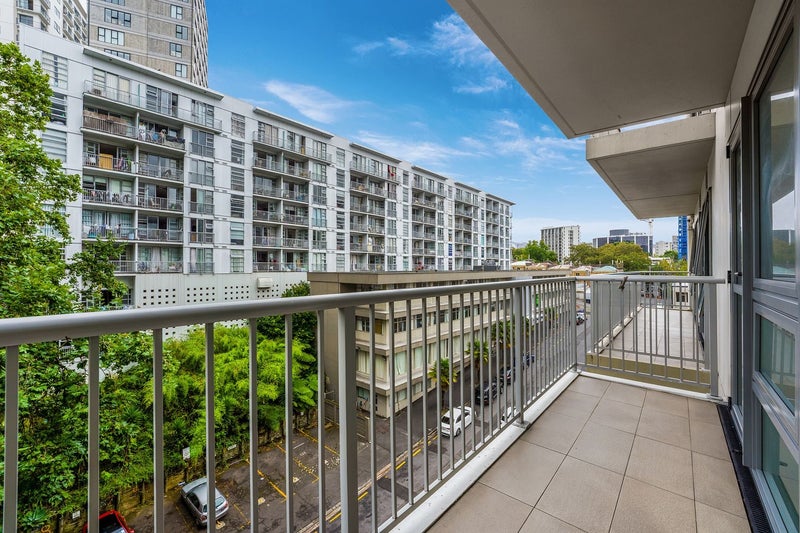 6C/2 White Street, Auckland Central, Auckland - Carousel 11