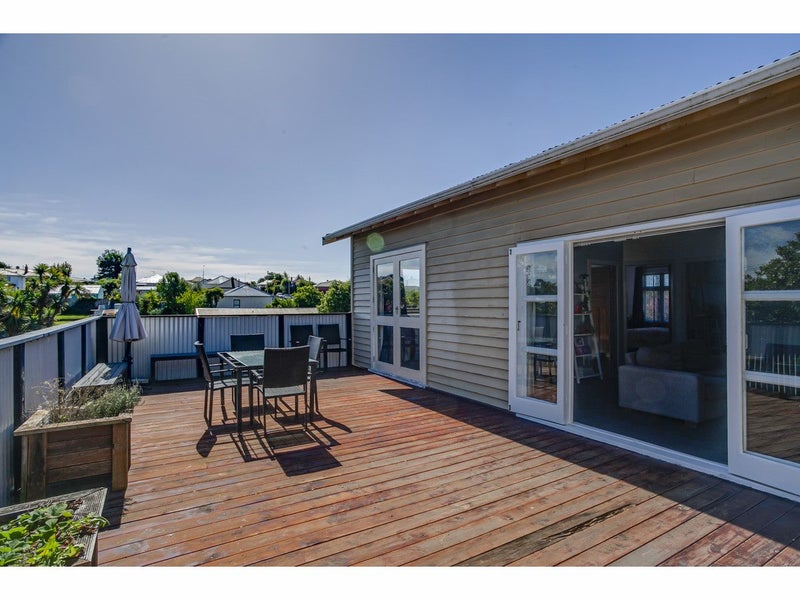 32 Regent Street, West End, Timaru - Carousel 1