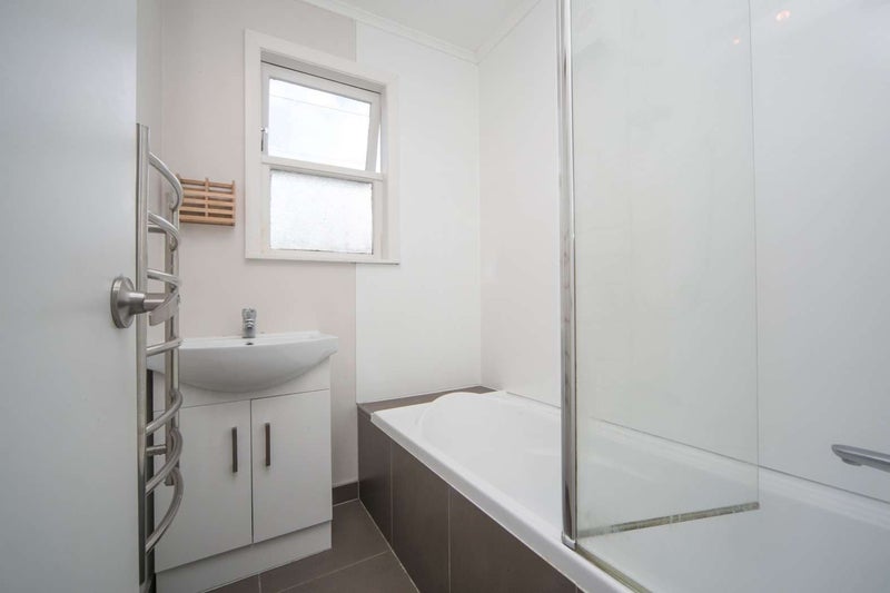 22 Miranda Street, Avondale, Auckland - Carousel 8