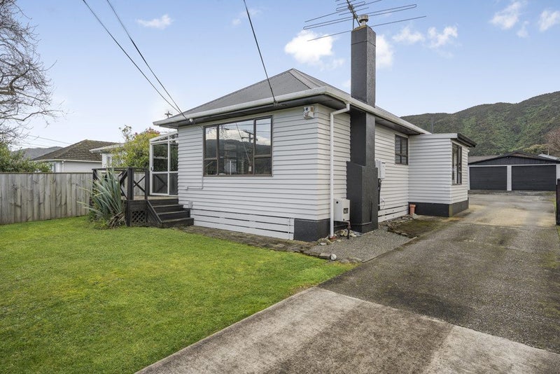 112 Wise Street, Wainuiomata, Lower Hutt - Carousel 1