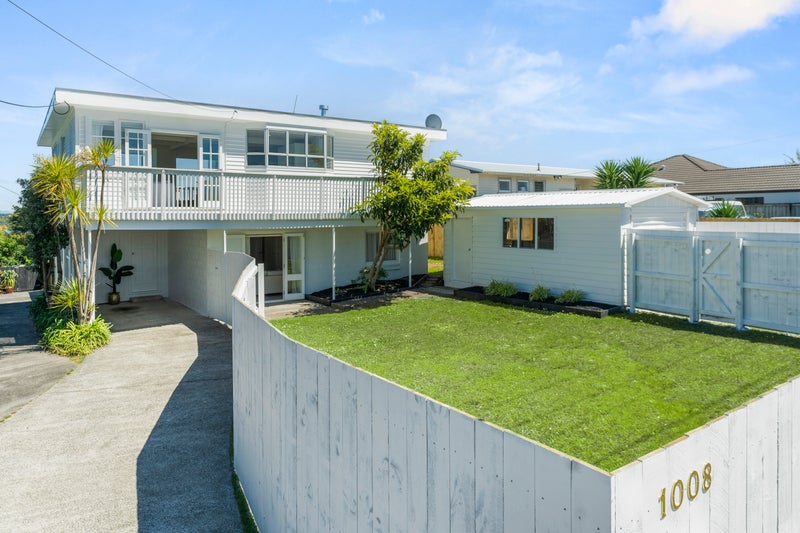 1008 Whangaparaoa Road, Matakatia, Whangaparaoa - Carousel 2