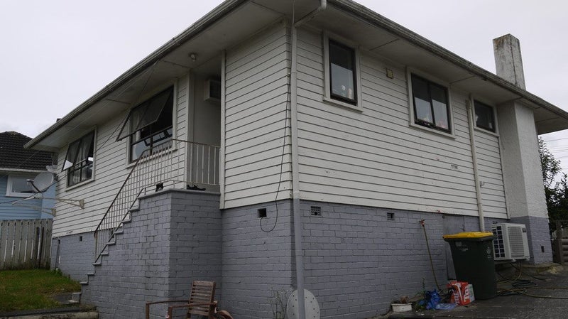 21 Antrim Crescent, Otara, Auckland - Carousel 1