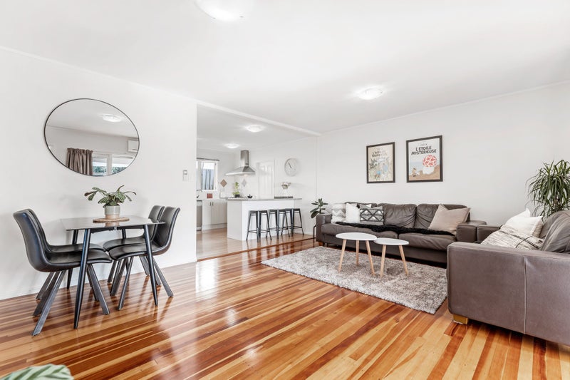 11B Waiora Road, Stanmore Bay, Whangaparaoa - Carousel 2