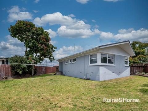 39 Farm Street, Mount Maunganui, Mount Maunganui - Carousel 1
