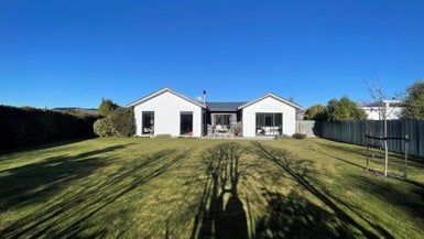 5 Finch Street, Albert Town, Wanaka - Carousel 1