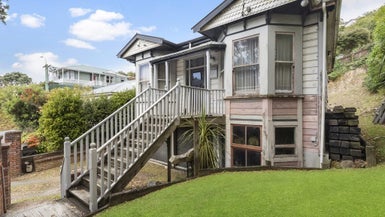 228 Ohiro Road, Brooklyn, Wellington - Carousel 1