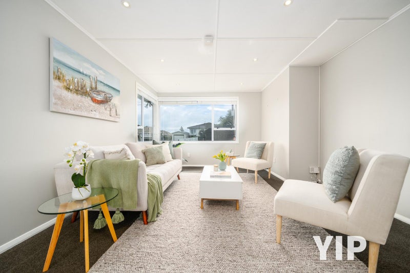34 Spur Grove, Titahi Bay, Porirua - Carousel 1