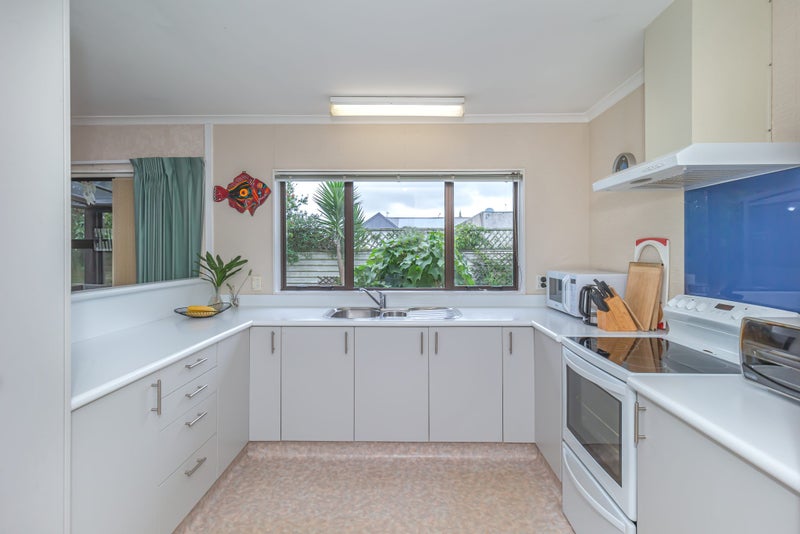 11C Kent Street, Levin, Levin - Carousel 2