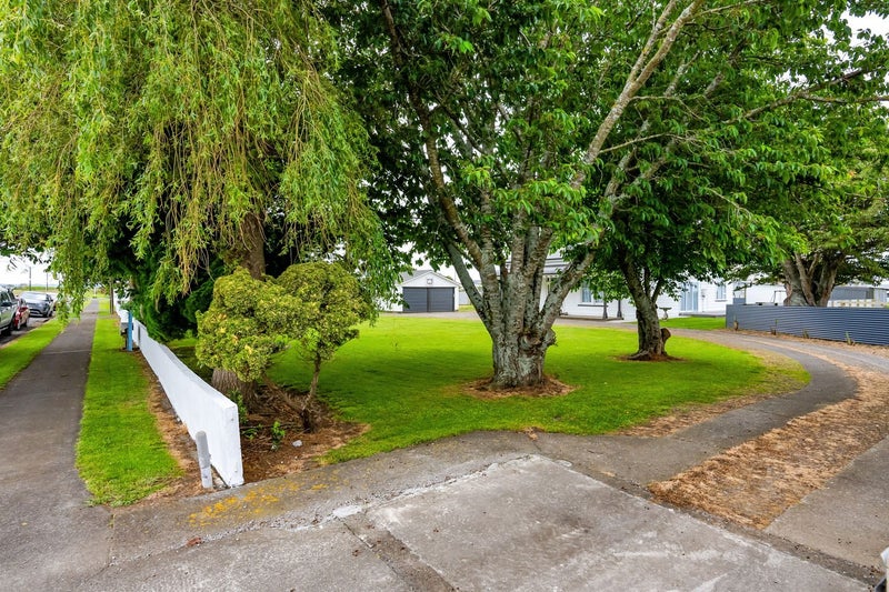 443 Normanby Road, Hawera - Carousel 28