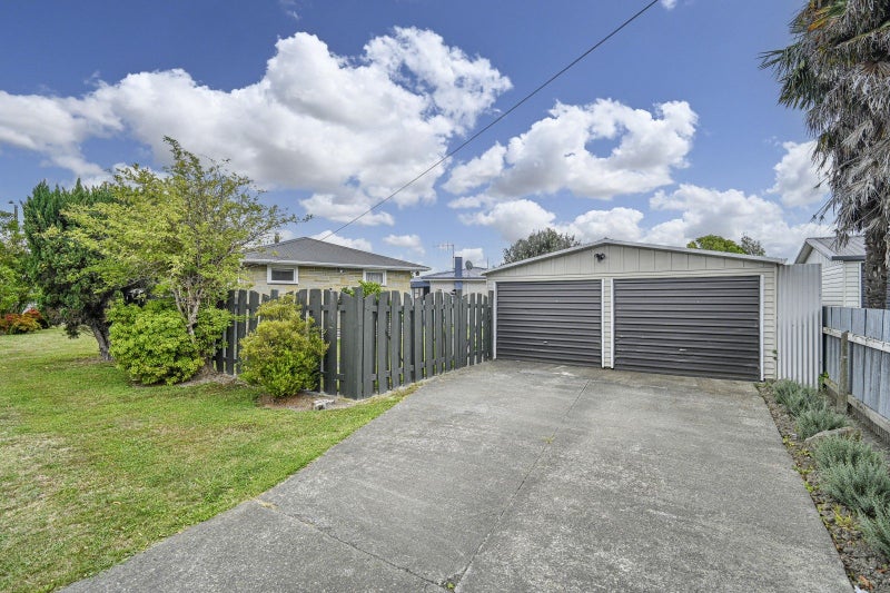 1410 Caroline Road, Mayfair, Hastings - Carousel 15